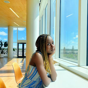 Meet your Posher, Valou